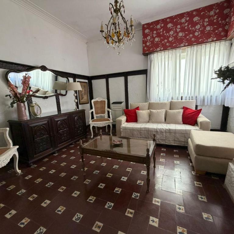 Chalet en Centro de Miramar - Three-Bedroom House - 2