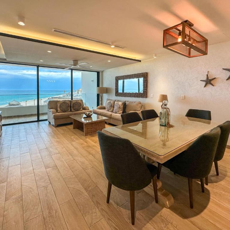 Stunning 3rd Floor Beachfront Condo - Apartamento - 8