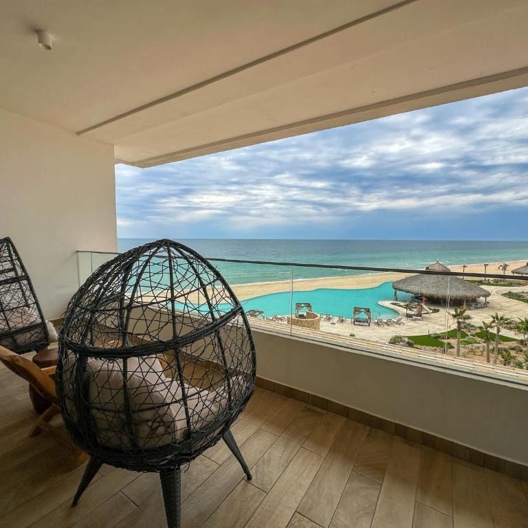 Stunning 3rd Floor Beachfront Condo - Apartamento - 15