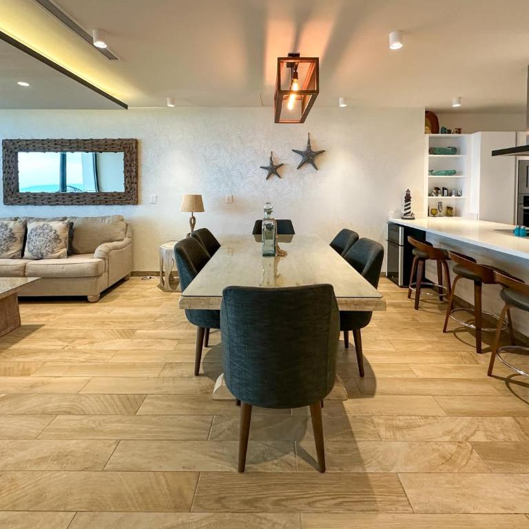 Stunning 3rd Floor Beachfront Condo - Apartamento - 18