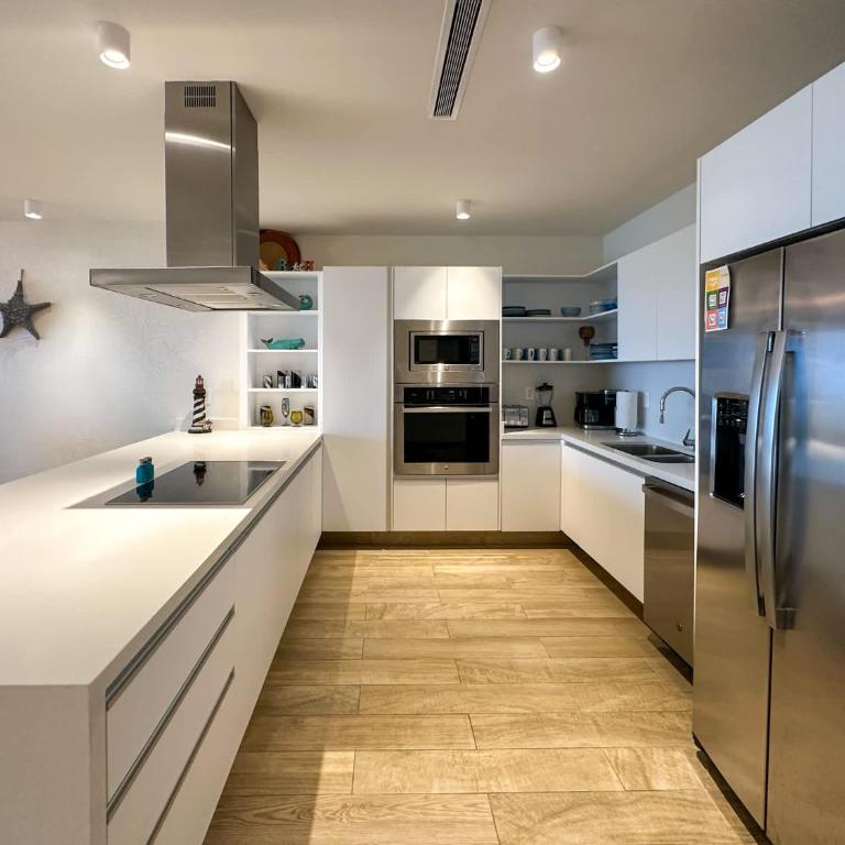Stunning 3rd Floor Beachfront Condo - Apartamento - 21