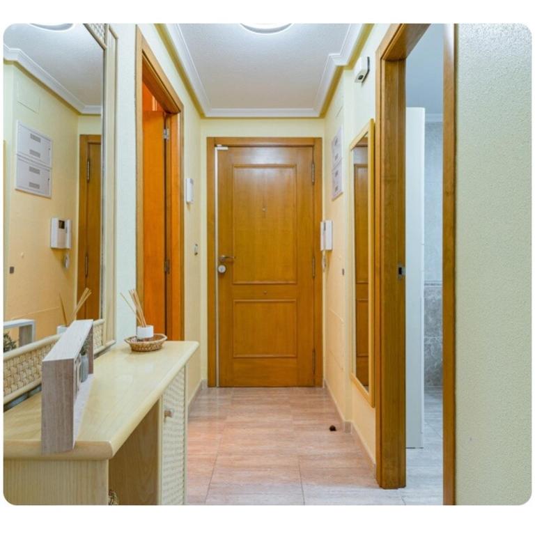 Carina Apartment & Parking - One-Bedroom Apartment - 8
