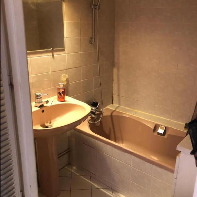 Charming Quiet Big Flat appart Surrounding Gardens - Appartement 1 Chambre - 2