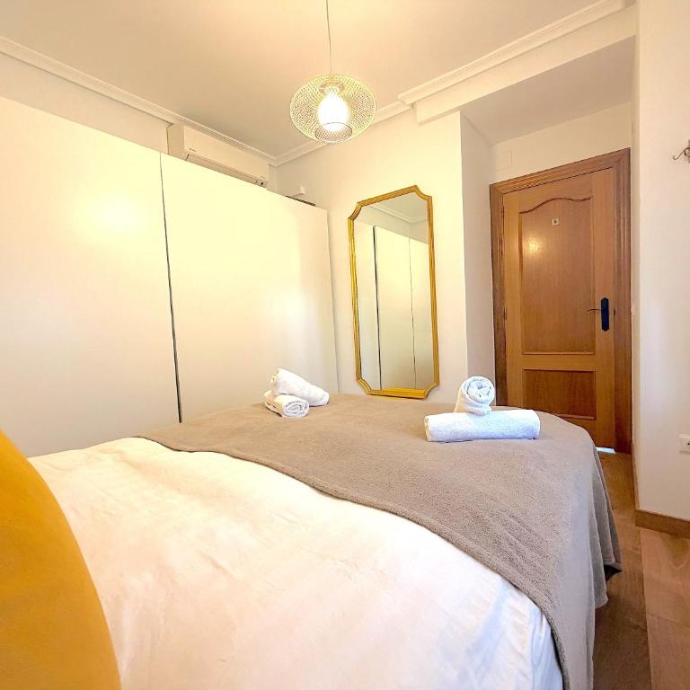Atico con terraza privada , a 100 metros de playa Levante Santa Pola - Apartamento de 1 dormitorio - 11