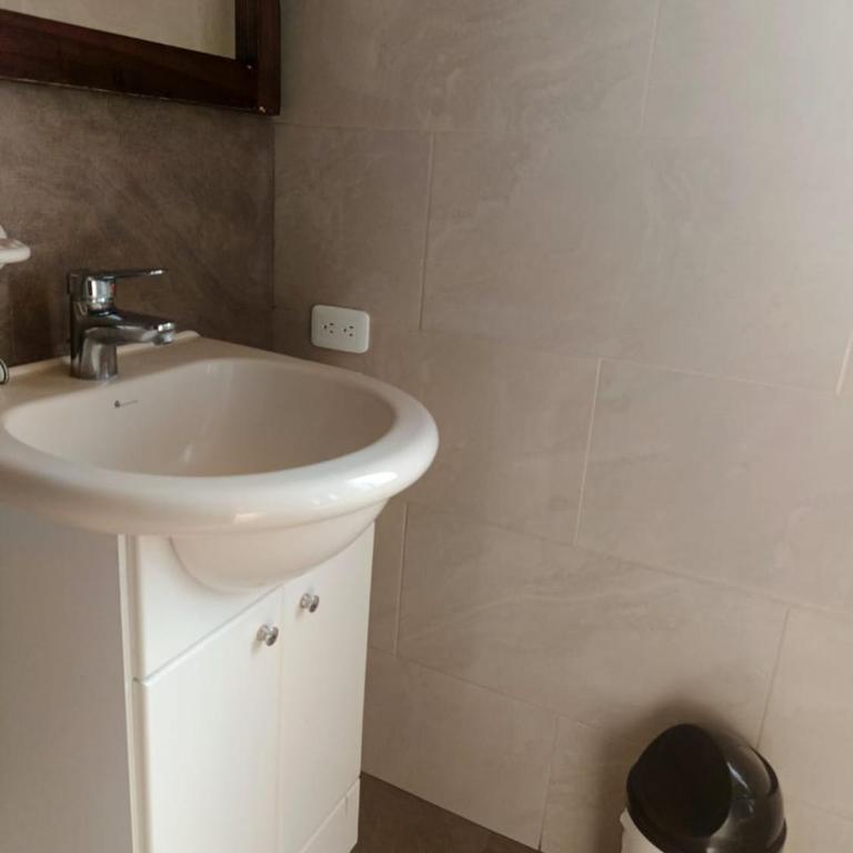 Hotel Rocío - Habitación Doble Estándar - 2 camas - 1