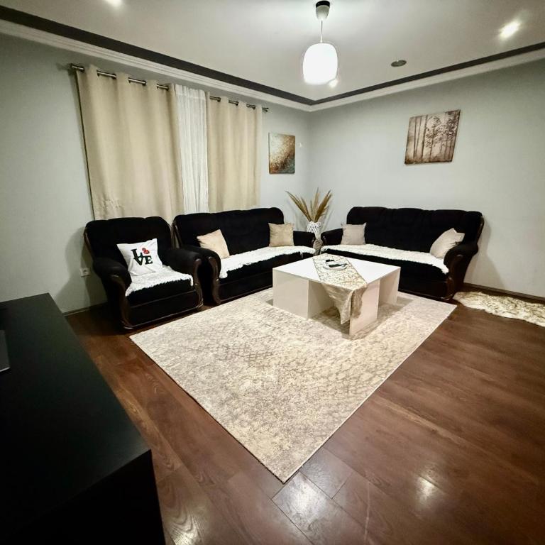 PrivatHomeUlcinj2 - Kuća sa 3 Spavaće Sobe - 2