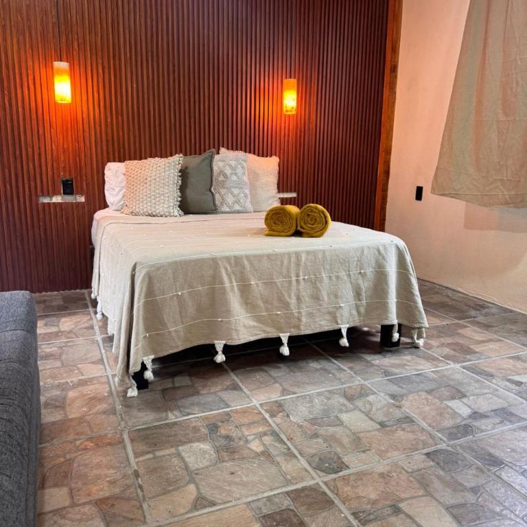 Casa Nawara - Habitación con cama grande y balcón - 3