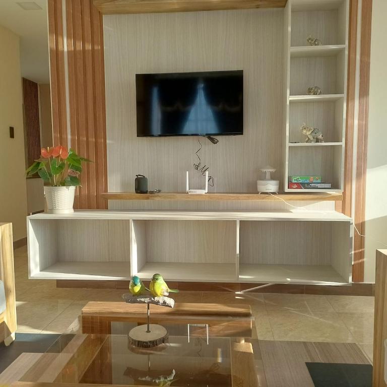 Departamento azul de 2 hab en la Victoria, cerca de universidades con garaje - Two-Bedroom Apartment - 6