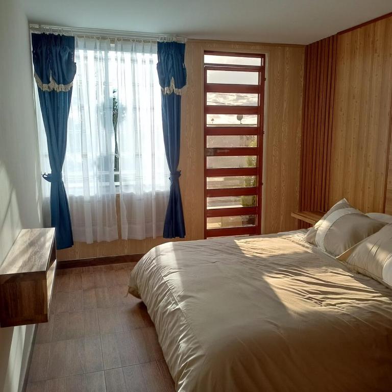 Departamento azul de 2 hab en la Victoria, cerca de universidades con garaje - Two-Bedroom Apartment - 12