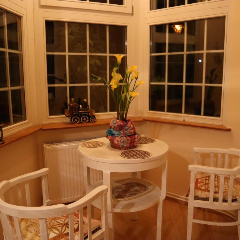 Golden Sun Salon - Apartment - 5