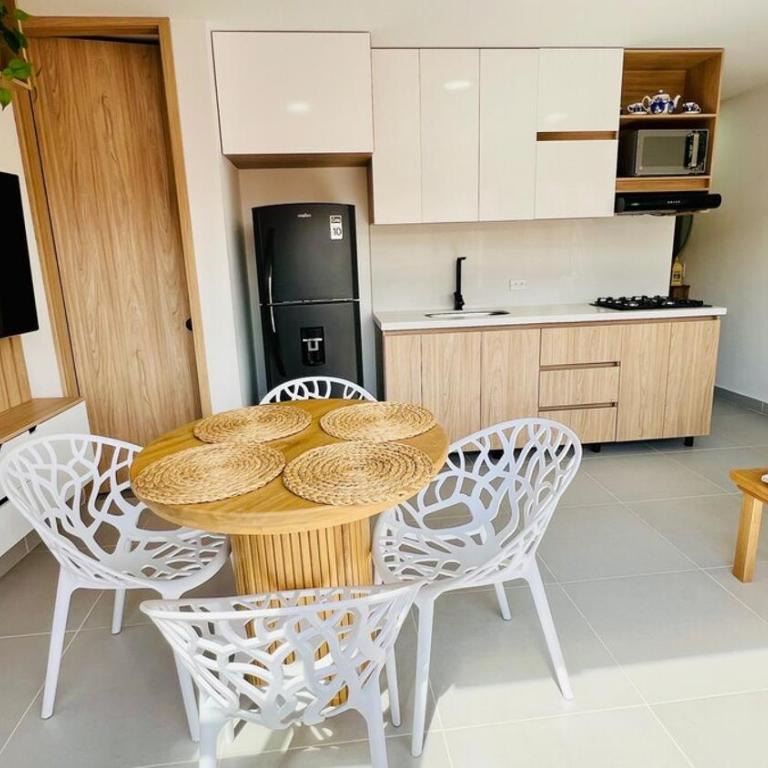 Apto full Ubicación Plazoleta Zocalos Plaza Ppal - One-Bedroom Apartment - 25