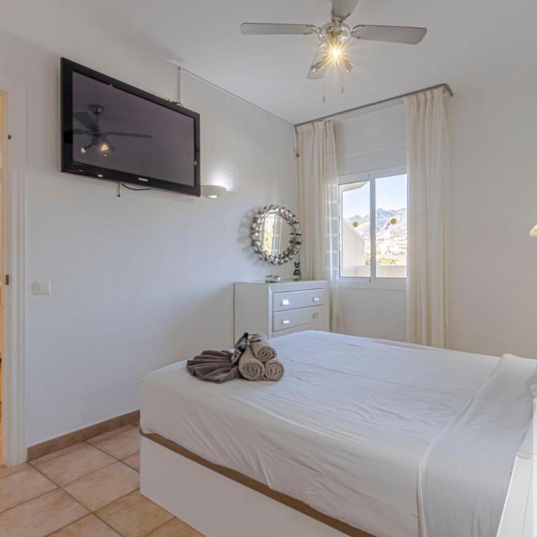 Spacious apartment in Benalbeach - Apartamento de 1 dormitorio - 10