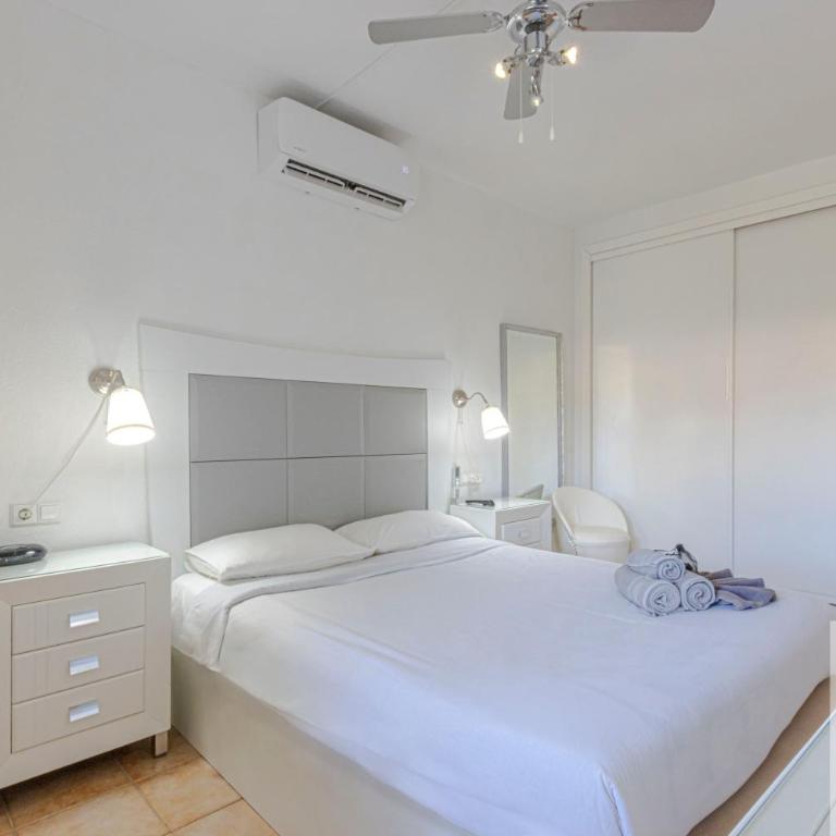 Spacious apartment in Benalbeach - Apartamento de 1 dormitorio - 8