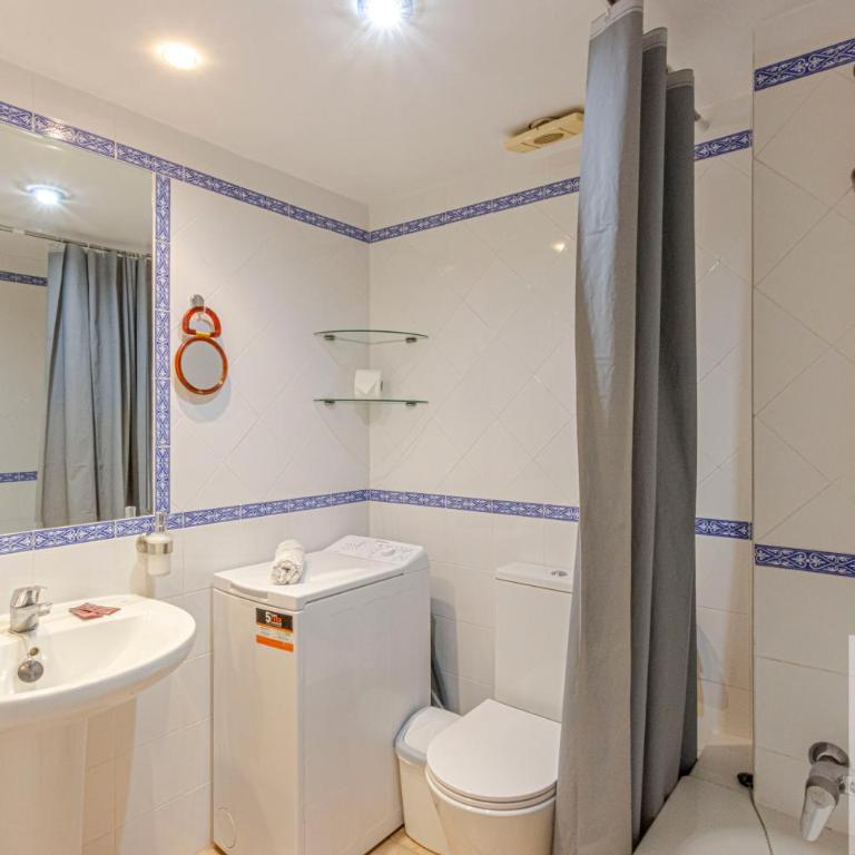 Spacious apartment in Benalbeach - Apartamento de 1 dormitorio - 14