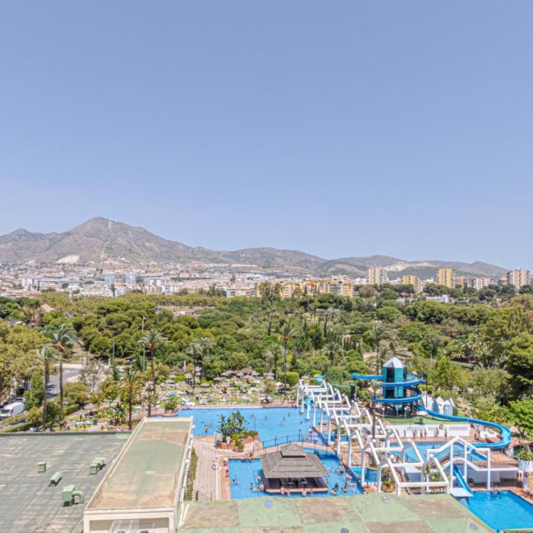 Spacious apartment in Benalbeach - Apartamento de 1 dormitorio - 26