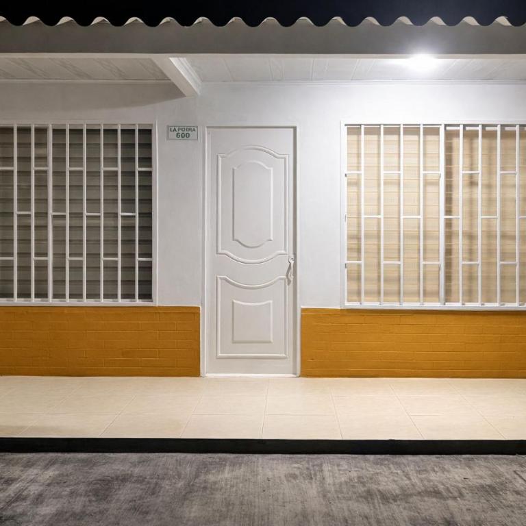 Hotel Campestre Cinco Estrellas - Three-Bedroom Bungalow - 16