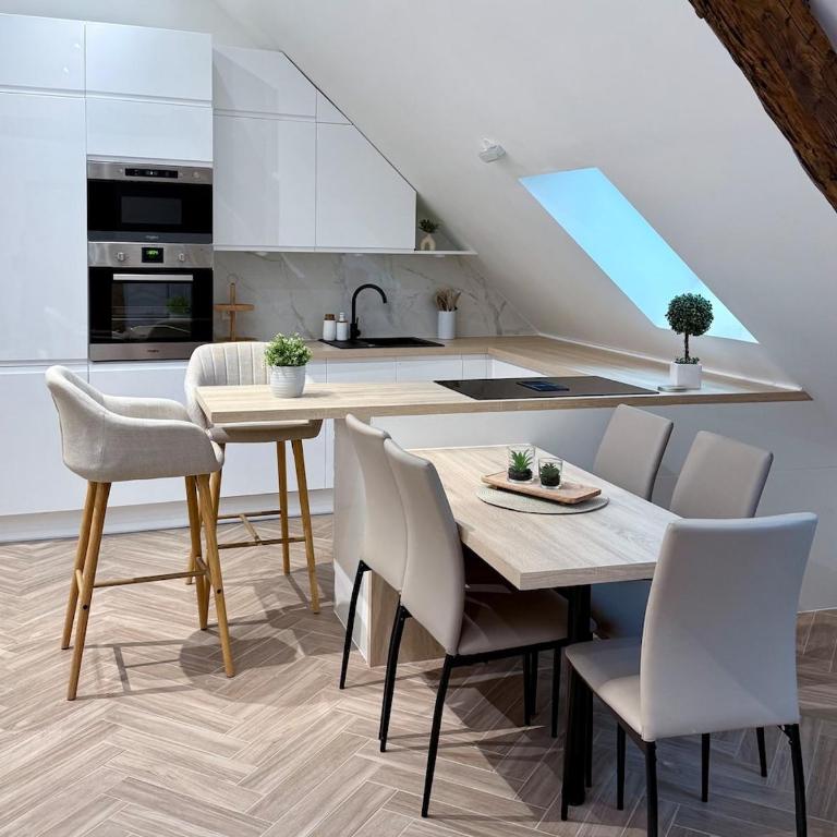 Modern Cocoon Under Roof Parking Close to Tram - Apartamento de 1 dormitorio - 9