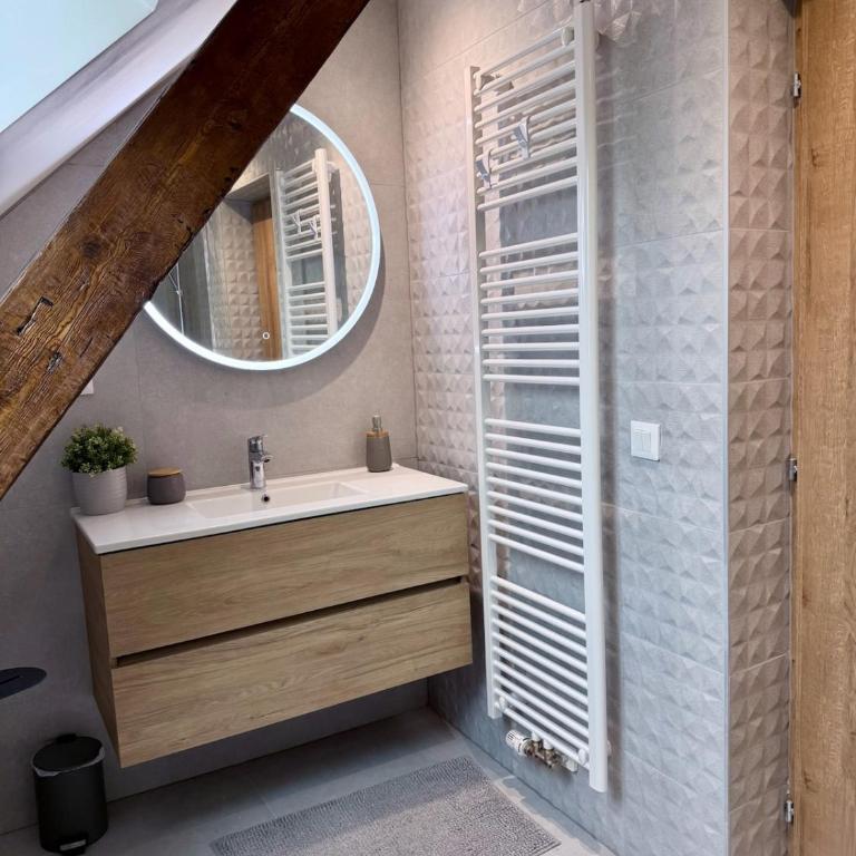 Modern Cocoon Under Roof Parking Close to Tram - Apartamento de 1 dormitorio - 7