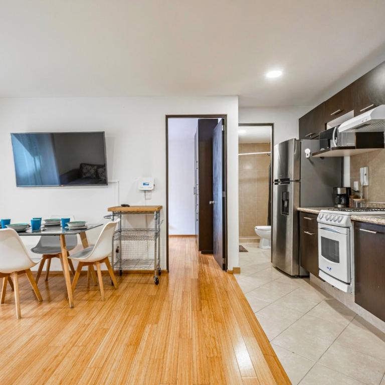 Adam's home with high-speed Internet near Polanco - Apartamento de 2 dormitorios - 29
