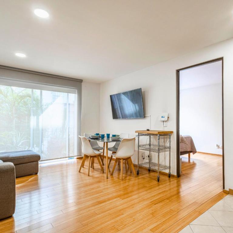 Adam's home with high-speed Internet near Polanco - Apartamento de 2 dormitorios - 25