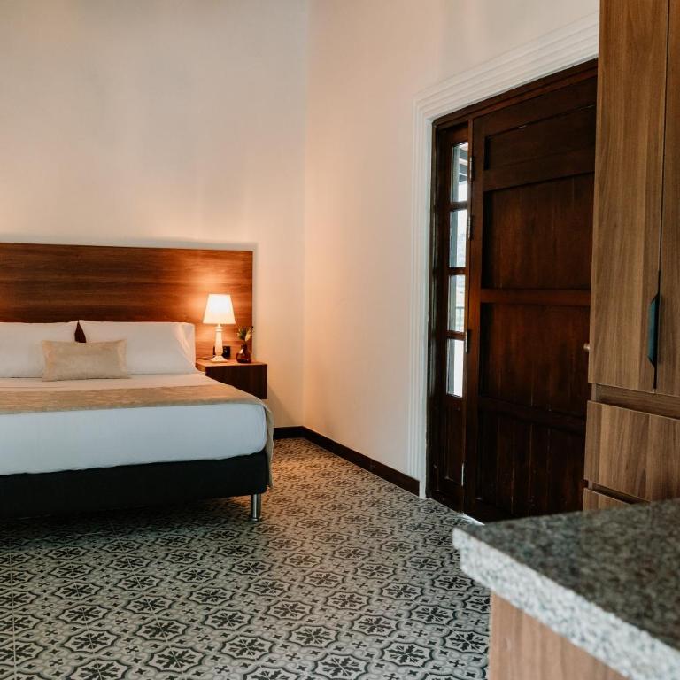 Hotel Catleya Royal Club - Double Room with Terrace - 8