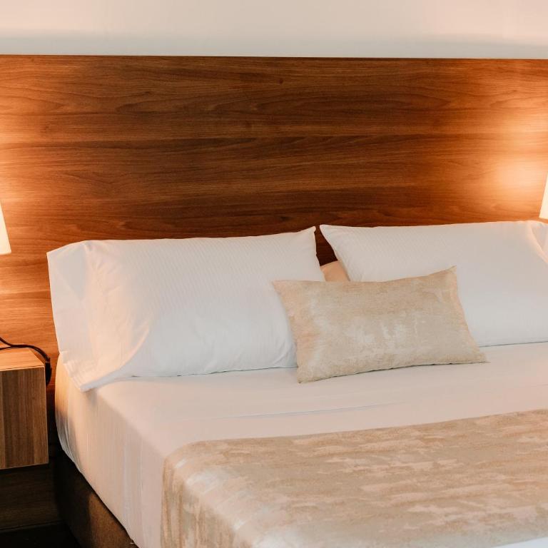 Hotel Catleya Royal Club - Double Room with Garden View - 13