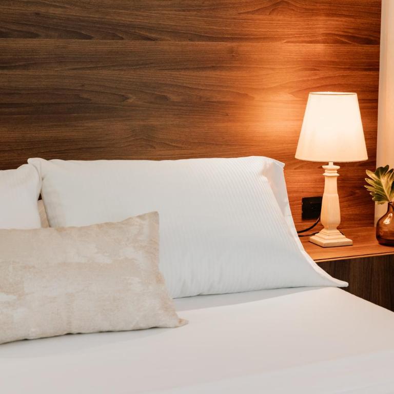 Hotel Catleya Royal Club - Double Room with Garden View - 14