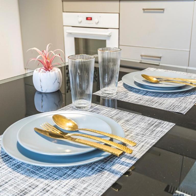 peaceful retreat & cozy apartment in reims , sleep4 ,near city center , free public parking - Appartamento con 1 Camera da Letto - 7