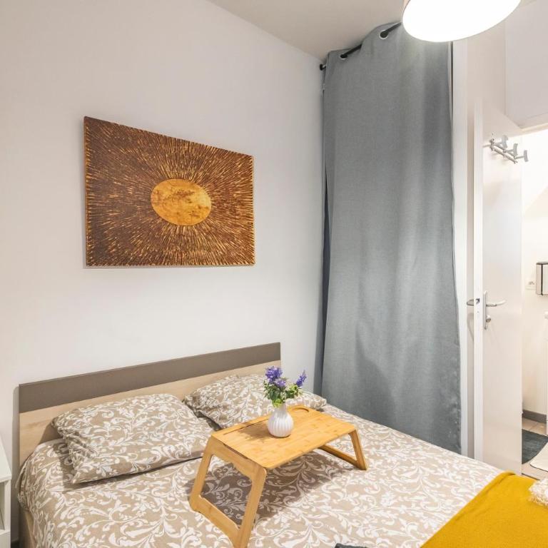 peaceful retreat & cozy apartment in reims , sleep4 ,near city center , free public parking - Appartamento con 1 Camera da Letto - 5