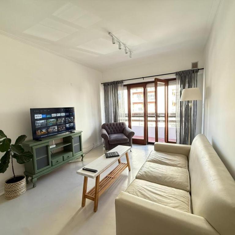Pleno Alem - Two-Bedroom Apartment with Balcony - 11