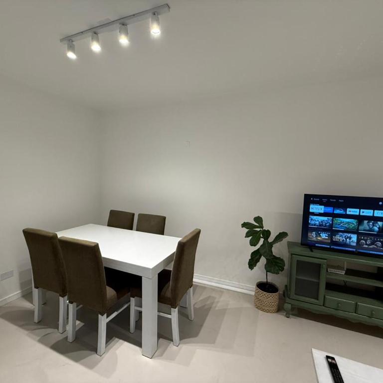 Pleno Alem - Two-Bedroom Apartment with Balcony - 3