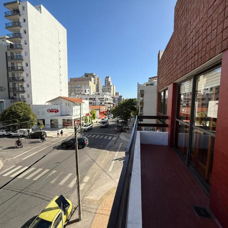 Pleno Alem - Two-Bedroom Apartment with Balcony - 13
