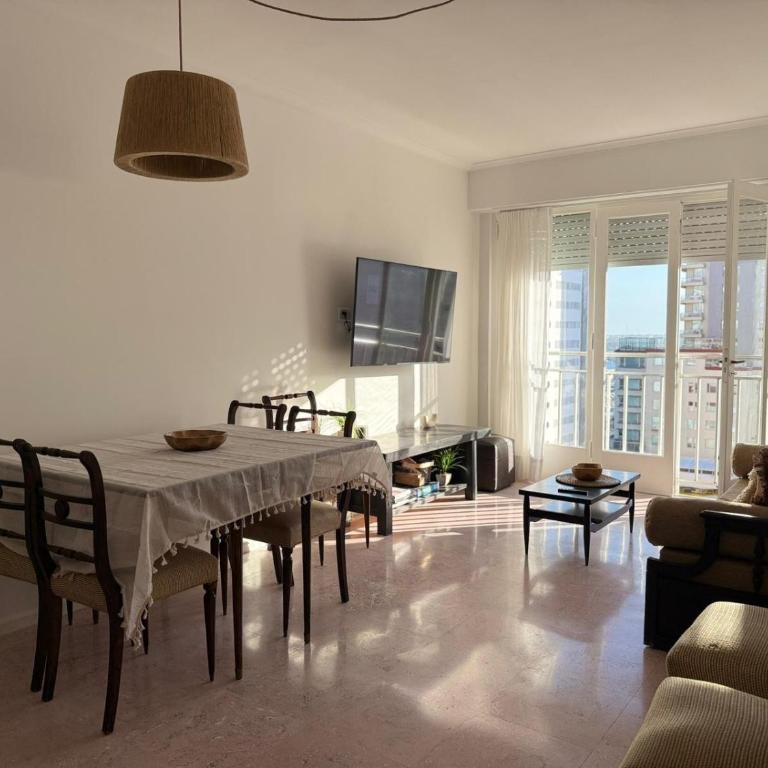 Playa Grande Dpto 4 Pax Aloha Host - Deluxe Two-Bedroom Apartment with Garden View - 12