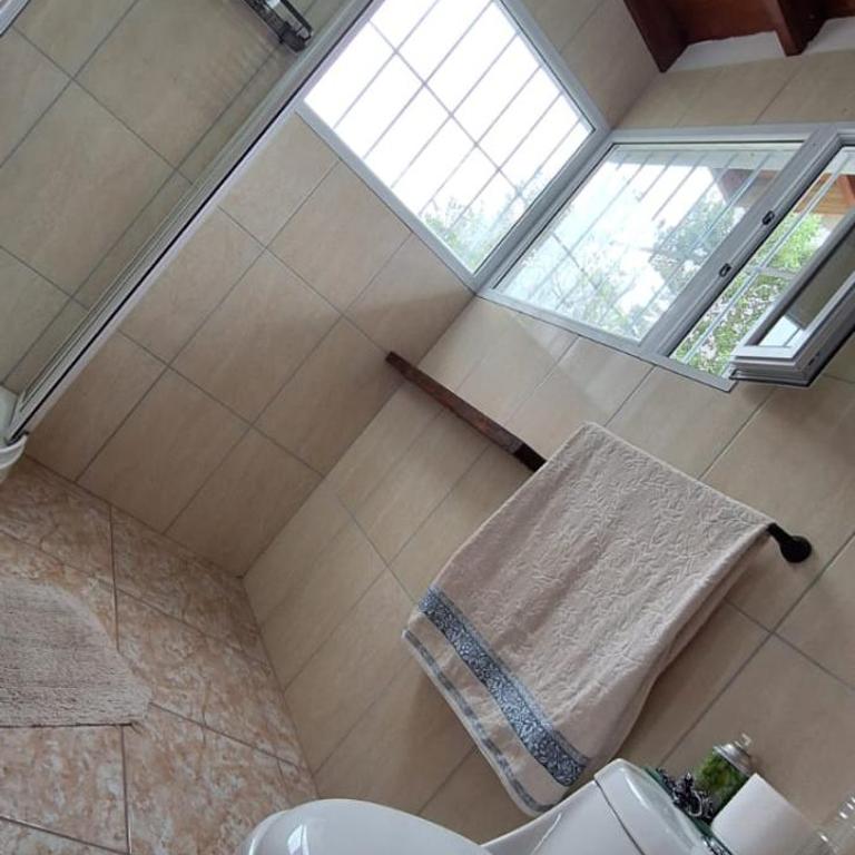 Cartagen - Three-Bedroom House - 10