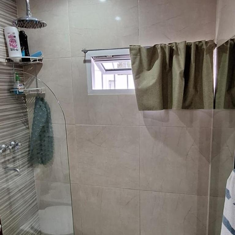 Cartagen - Three-Bedroom House - 14