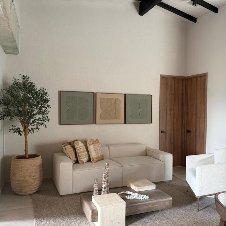 Moderno y luminoso apartamento de 3 habitaciones 314 - Three-Bedroom Apartment - 1