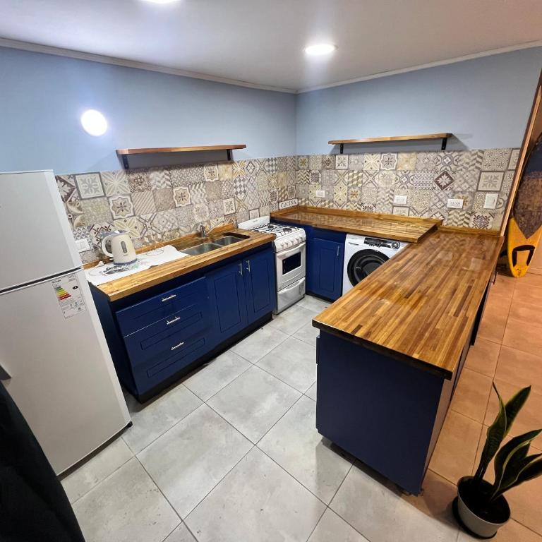 Familia Diaz - One-Bedroom House - 8