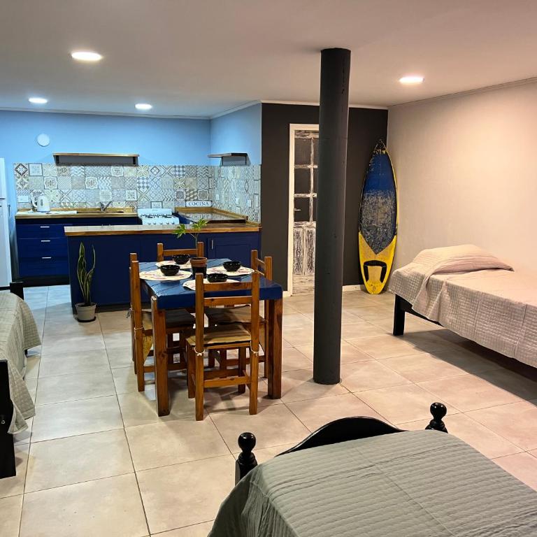 Familia diaz - Five-Bedroom House - 6