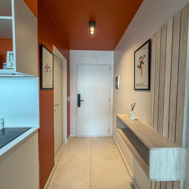 Foster Studio - Park 2 - One-Bedroom Apartment - 48