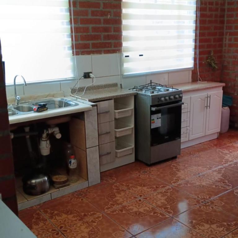 Casa 2 habitación living comedor baño patio Casa campestre - Three-Bedroom Villa - 3