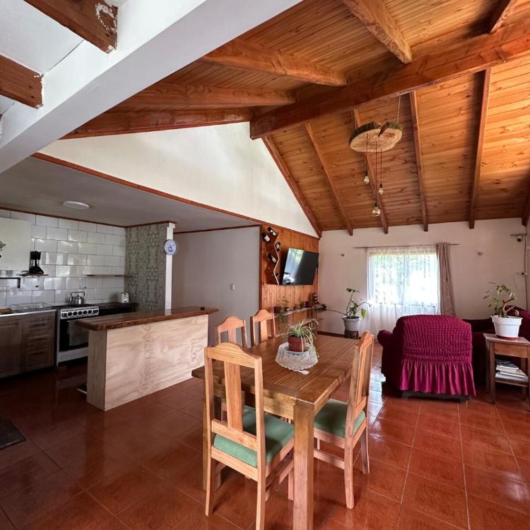 Casa Pichares Pucon - Two-Bedroom House - 10
