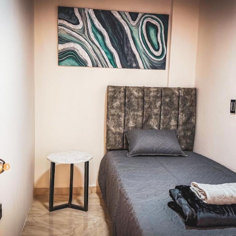 Laureles Coliving House Medellín - Three-Bedroom Townhouse - 13