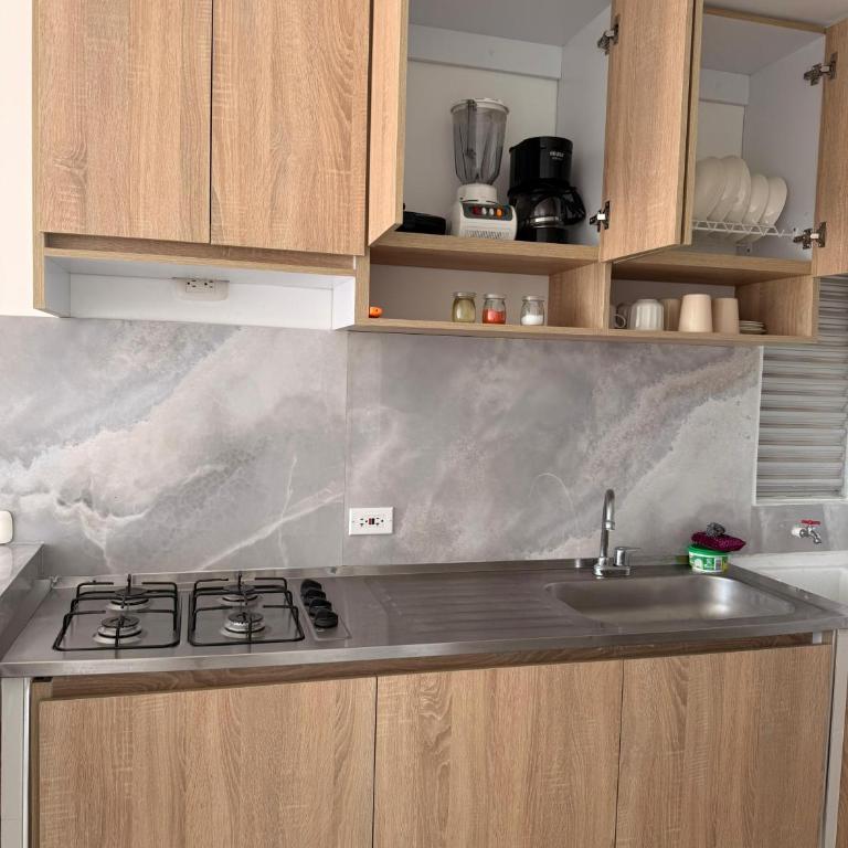 Apartamento Completo en Ricaurte - Apartamento de 2 dormitorios - 11