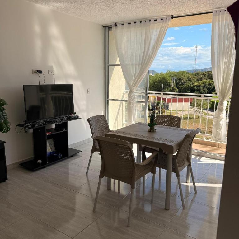 Apartamento Completo en Ricaurte - Apartamento de 2 dormitorios - 3