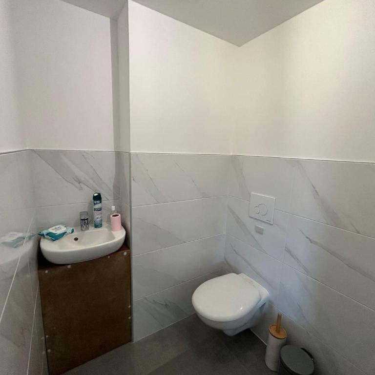 Appartement climatisé proche plage avec parking - FR-1-837-43 - Appartamento - 12