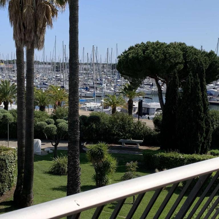 Appartement 2 pièces rénové avec terrasse et climatisation à Port Camargue - FR-1-731-152 - Appartamento - 3