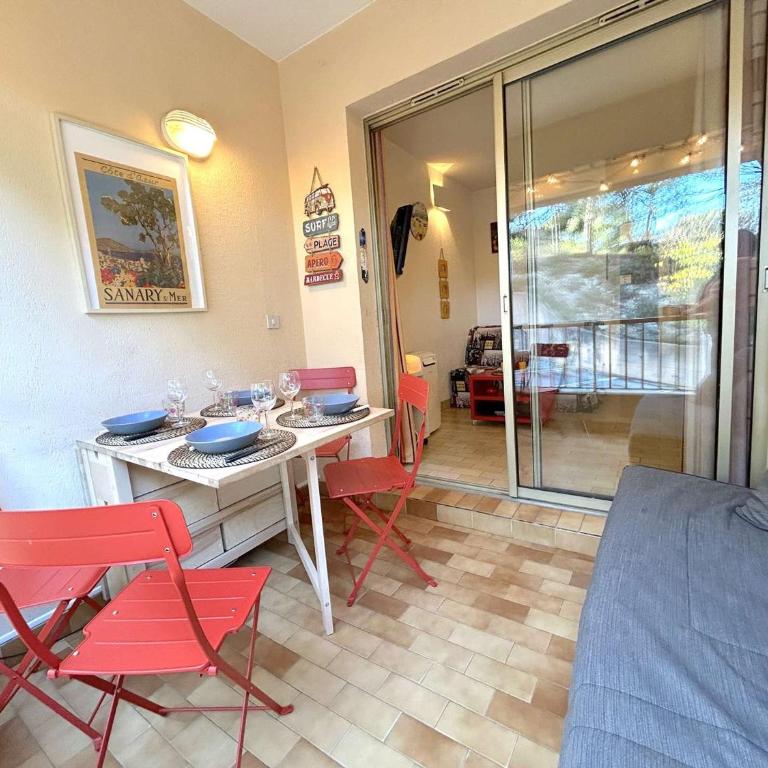Studio au calme avec piscine à Sanary-sur-Mer - FR-1-845-11 - Apartamento - 1