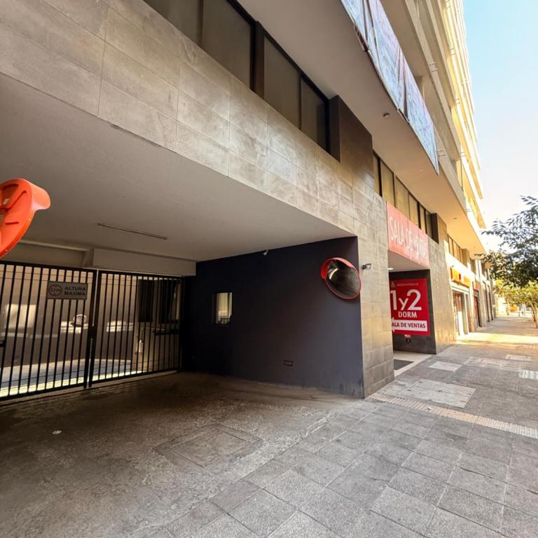 Bello Depa con parqueadero gratis y ubicación insuperable cercano a shoppings y puntos turísticos - Two-Bedroom Apartment - 3
