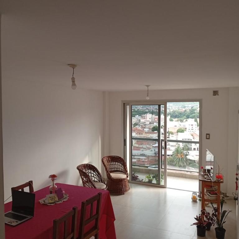Departamento Centro de Jujuy - Piso 11 -Amplio y Luminoso - One-Bedroom Apartment - 1