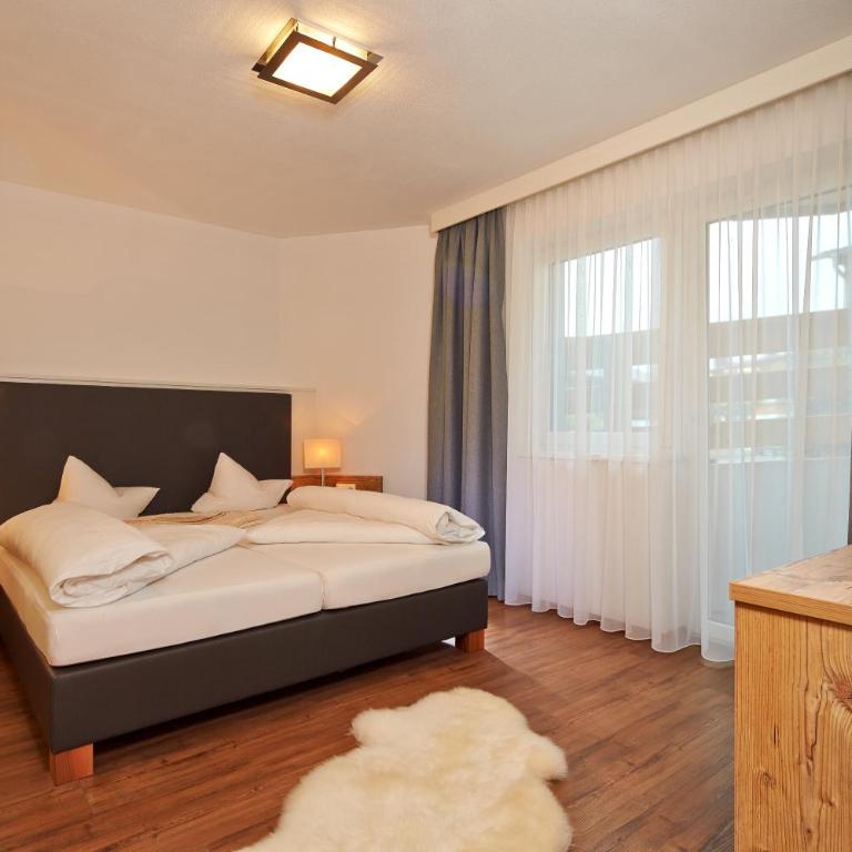 Alpendiamond Ski in & Bike Out apartments Top 200, 400 & penthouse 600 - Apartment mit Terrasse - 23